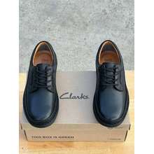 Giày thể thao Clarks