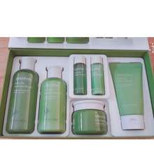 Set Innisfree Sáng Da Trà