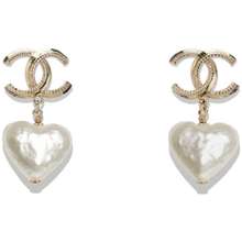 Chanel Khuyên Tai 22C Heart Pearl Pendant CC Dangle Earrings