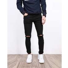 Quần Jeans Nam Rách Gối Đen