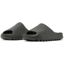 Dép Yeezy Slides Dark Onyx ID5103 Màu Đen Xám Size 42