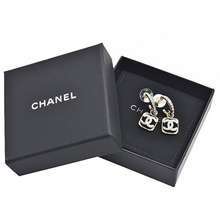 Chanel Khuyên Tai Classic Hollow Square Double C Logo Earrings Màu Bạc