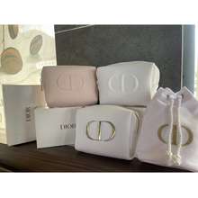 Túi Đựng Mỹ Phẩm Dior Gift Màu Hồng