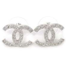 Chanel Khuyên Tai 22 Cruise Collection Big Size CC Logo Silver Earrings AB7706 Màu Bạc