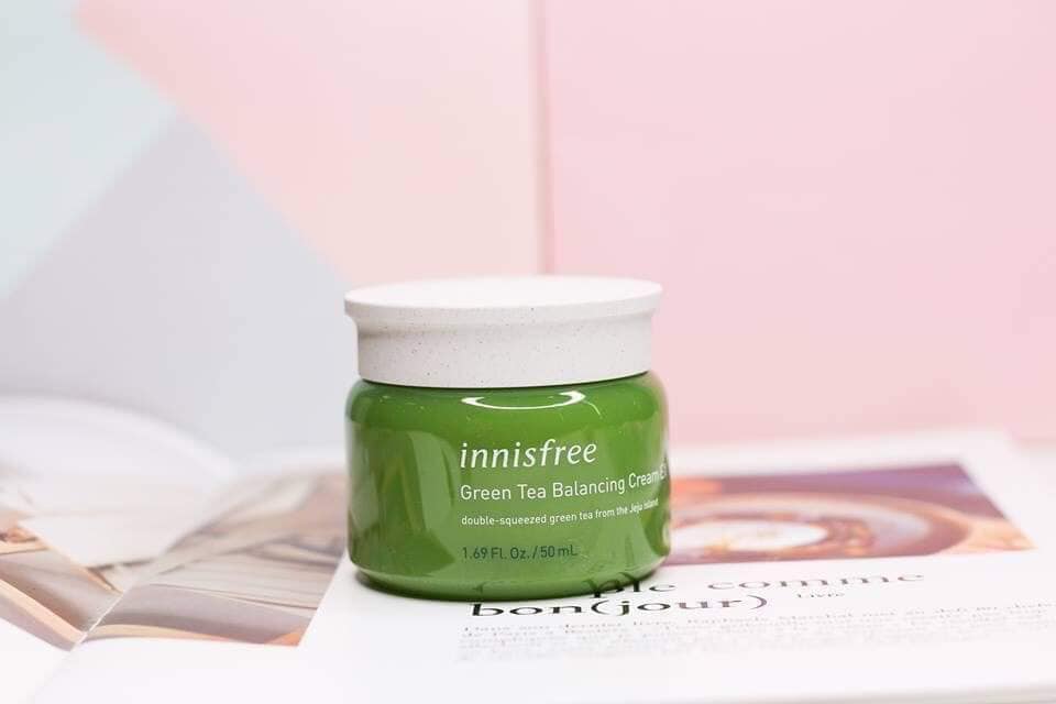 kem duong innisfree