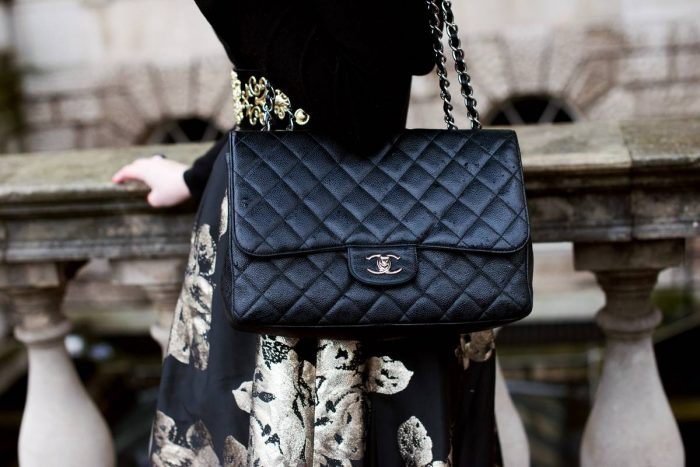 Chanel 19 WOC in Black Lambskin 3-tone Hardware (Silver Turnlock