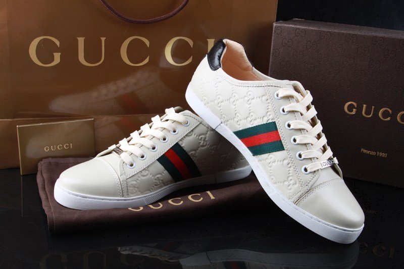 giay sneaker gucci