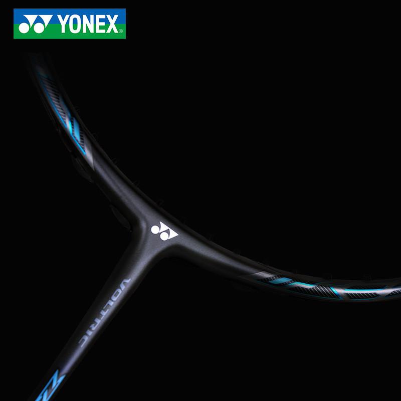 vot cau long yonex