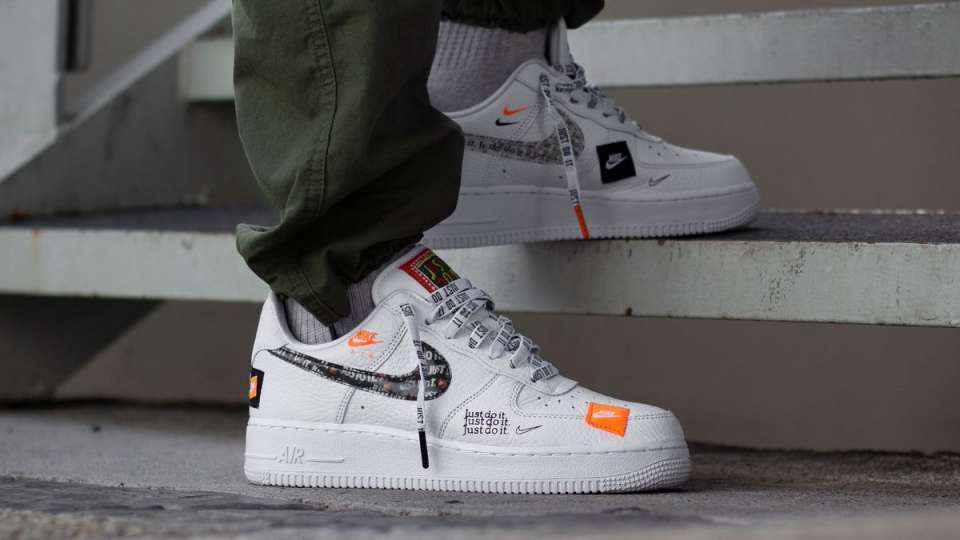 Nike Air Force 1