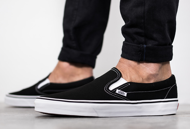 Giày sneaker Vans Classic Slip-On