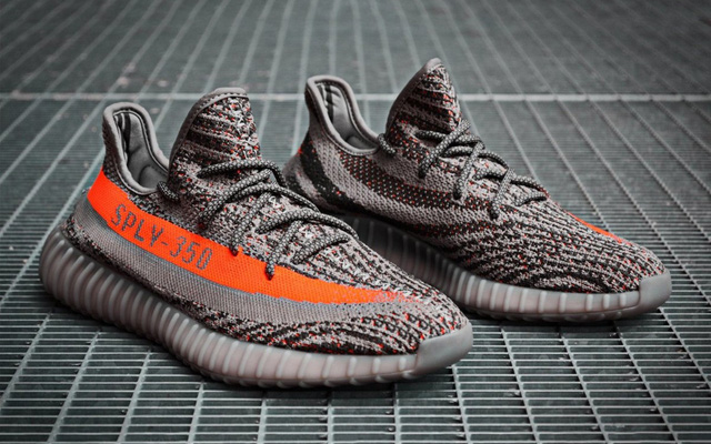 Adidas yeezy hotsell 350 v2 giá