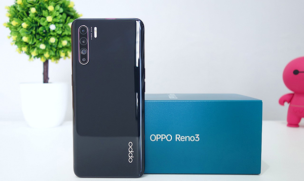 OPPO Reno3