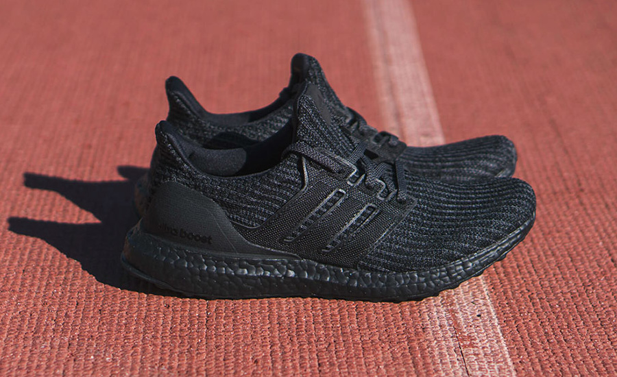 Giày adidas ultra boost triple black sale